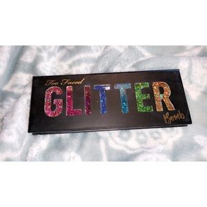 Too faced glitter bomb pallete